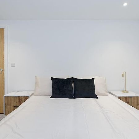 Stylish Beach Front Retreat 2 Bedrooms Херн-Бей Экстерьер фото