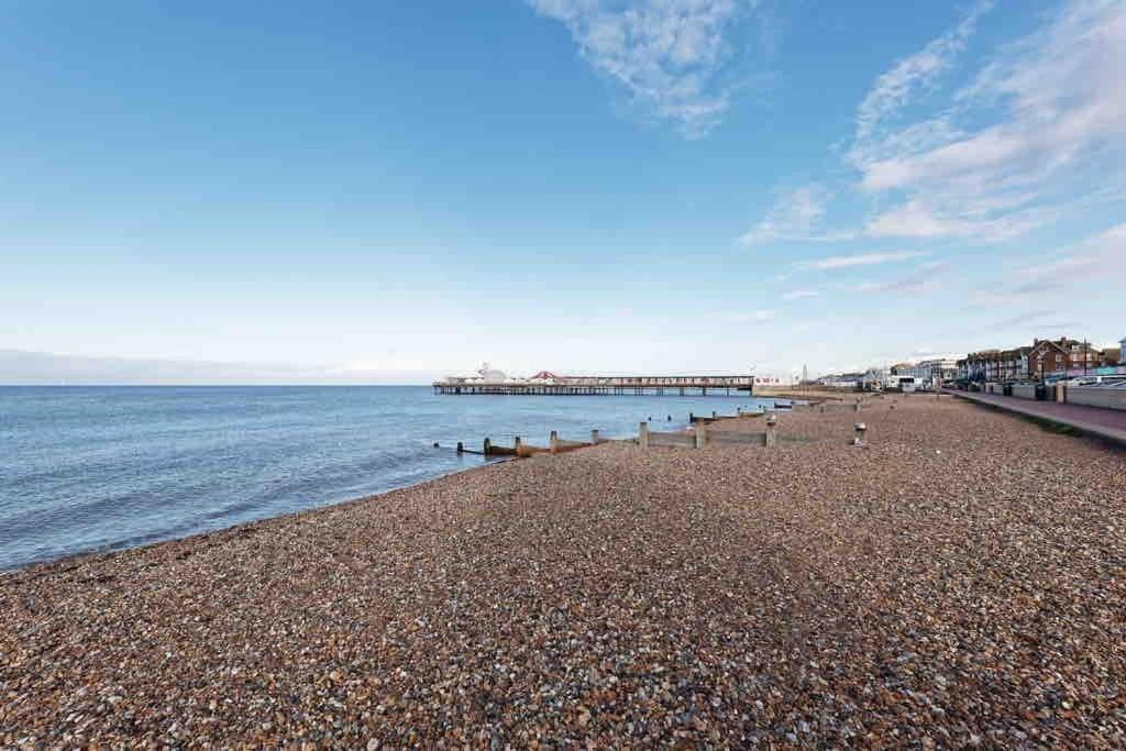 Stylish Beach Front Retreat 2 Bedrooms Херн-Бей Экстерьер фото